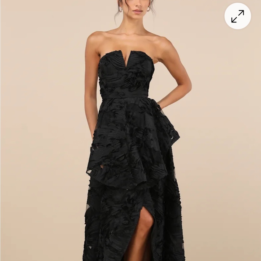 Lulu's Black Strapless Textured High-Low Gown